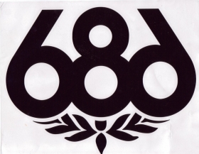 686