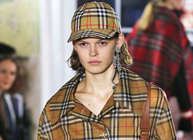 Burberry уничтожил готовую продукцию на 36 млн долларов