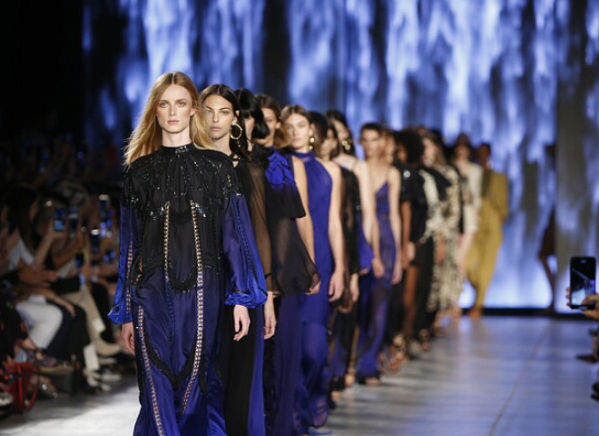 Владелец Alberta Ferretti потерял 25,4% дохода из-за Covid-19