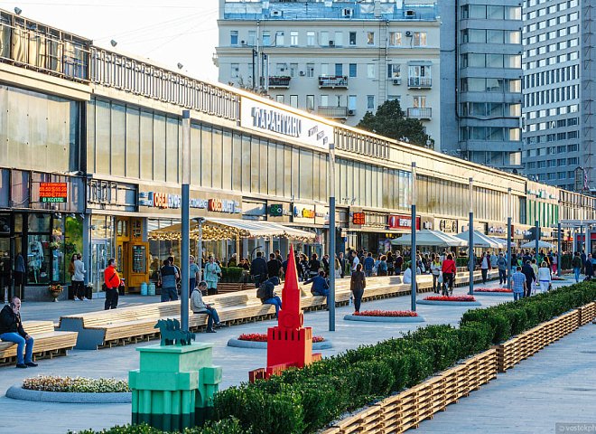 Стрит-ритейл заполнил центральные улицы Москвы